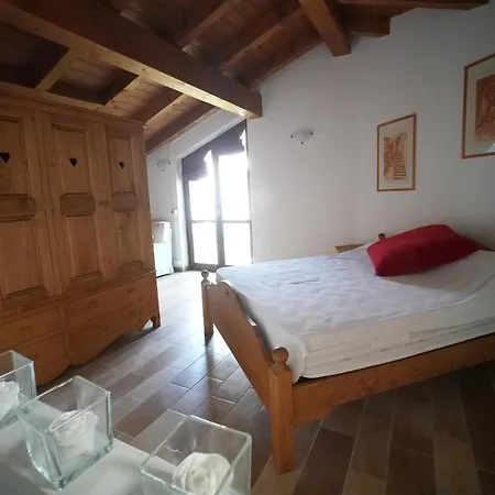 My Holiday - Casa Chiara Apartment *